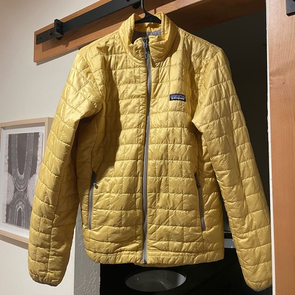 Men’s Patagonia Nano Puff Size XS - Picture 2 of 3